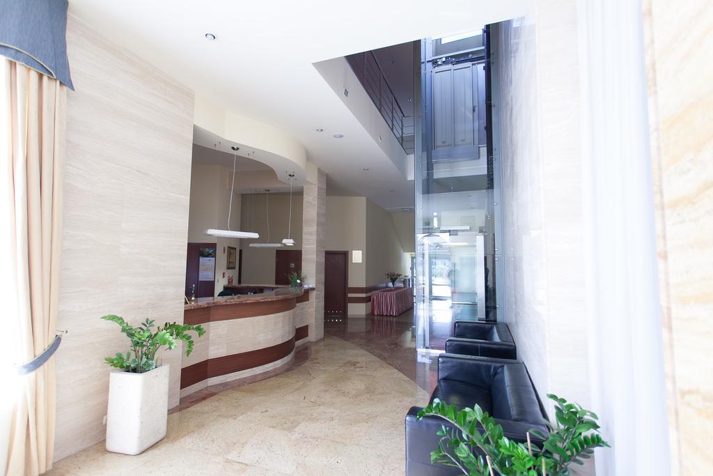 Hotel Twins II Warsaw Exterior photo